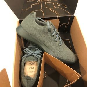 NEW men’s Allbirds